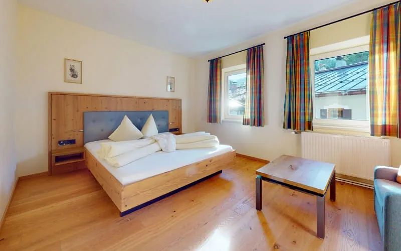 vitalhoteldaxerbedroom11.jpg